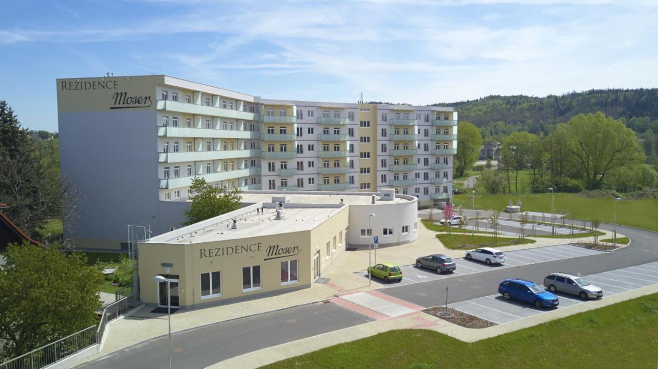 Rezidence Moser-free Parking Garage